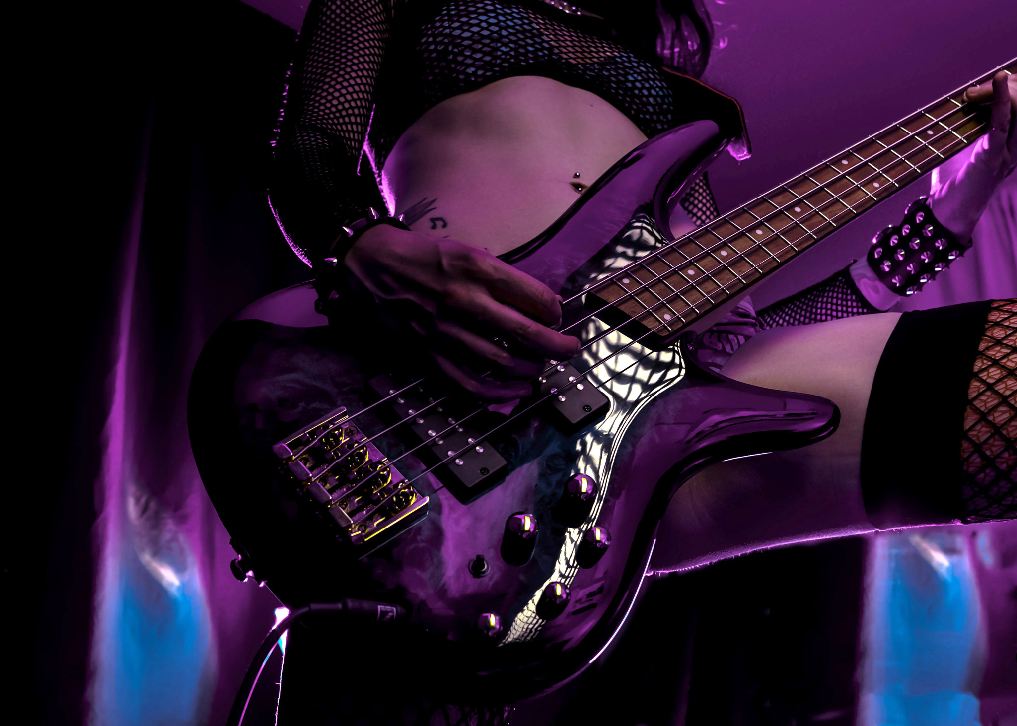 Lezzy-Osbourne-Press04